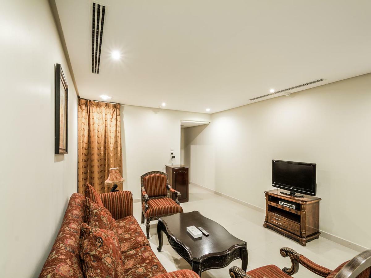 Capital O 162 Brzeen Hotel Riyadh Exterior photo